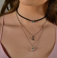 3_Charm_necklace_silver-final